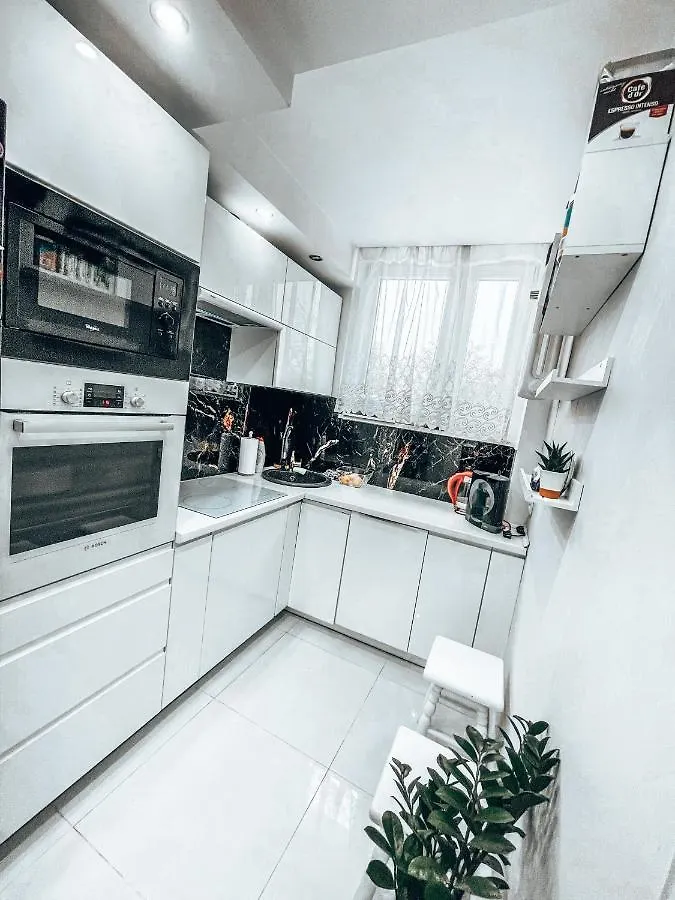 Light Apartment In The Heart Of Praga, Warsaw
