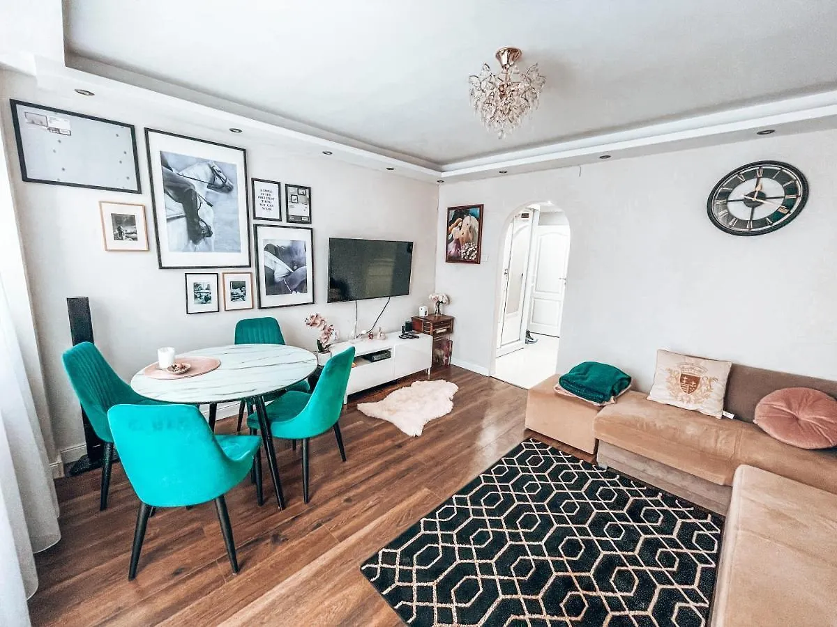 Light Apartment In The Heart Of Praga, Warsaw