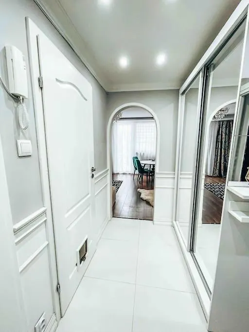 Light Apartment In The Heart Of Praga, Warsaw 0*,