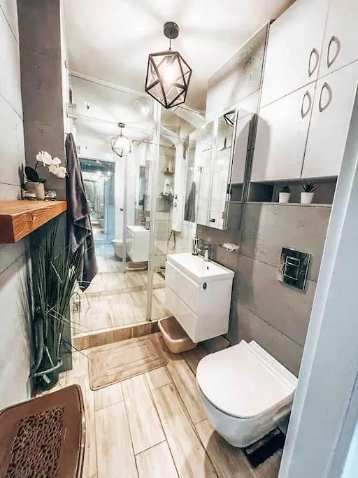 Light Apartment In The Heart Of Praga, Warsaw