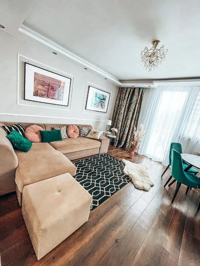 Light Apartment In The Heart Of Praga, Warsaw